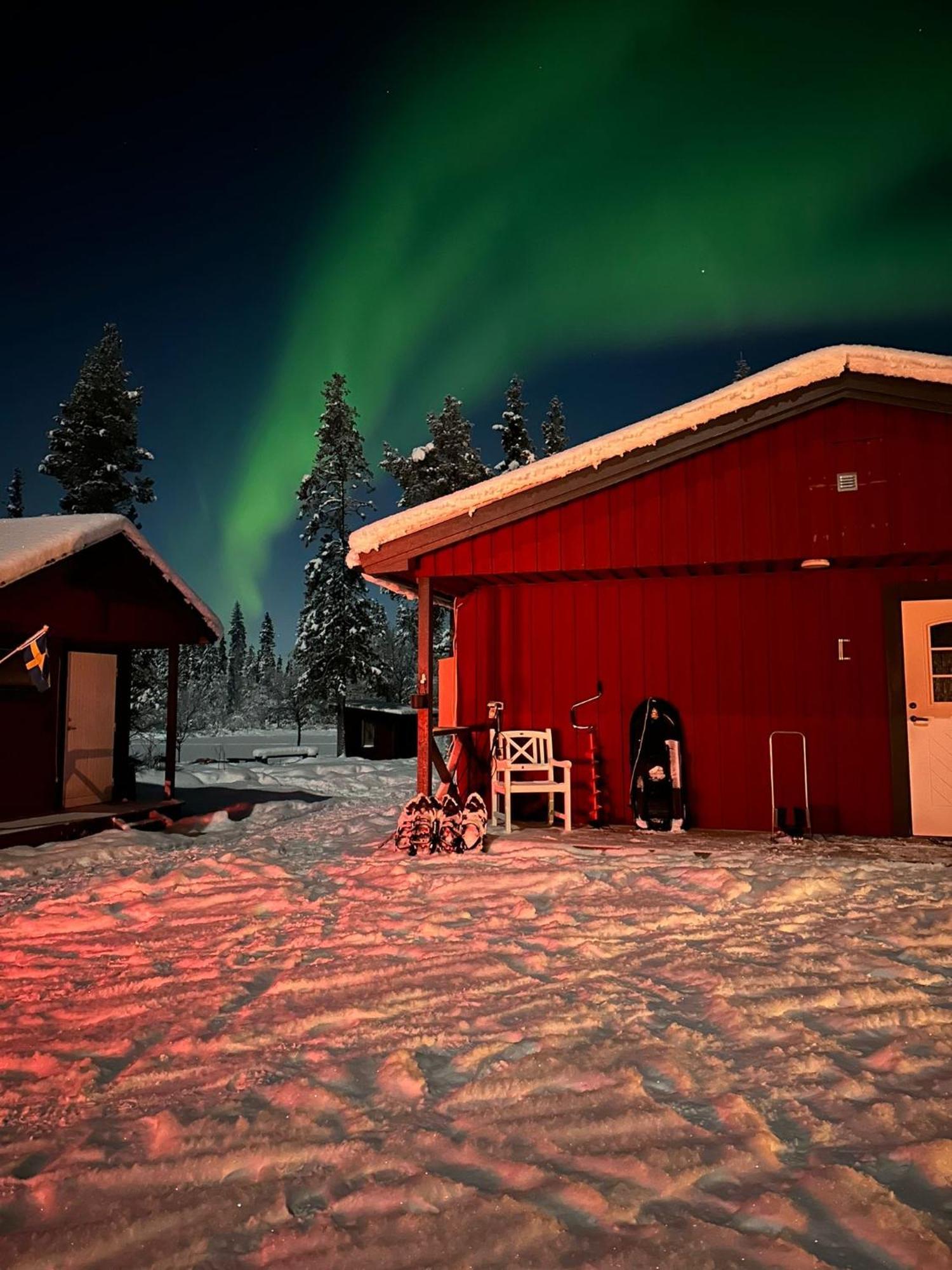 Camp Caroli Family House Villa Jukkasjärvi Екстериор снимка