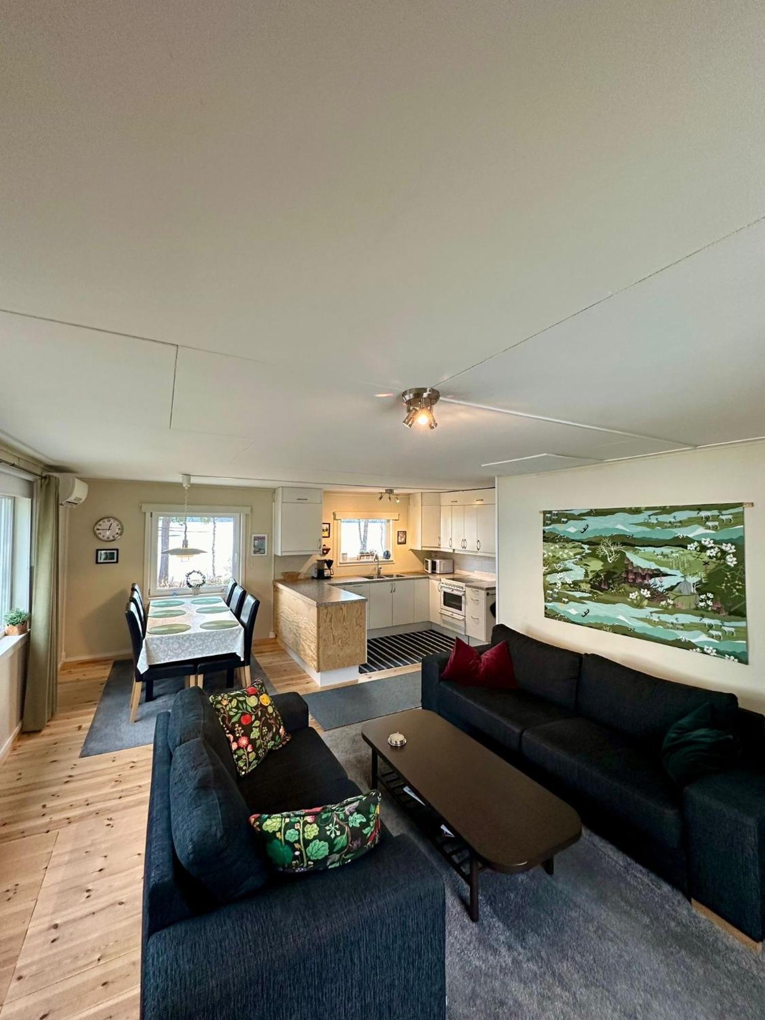 Camp Caroli Family House Villa Jukkasjärvi Екстериор снимка