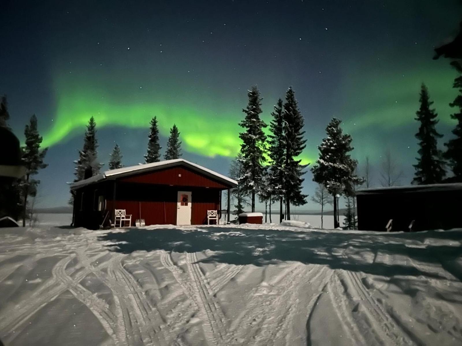 Camp Caroli Family House Villa Jukkasjärvi Екстериор снимка