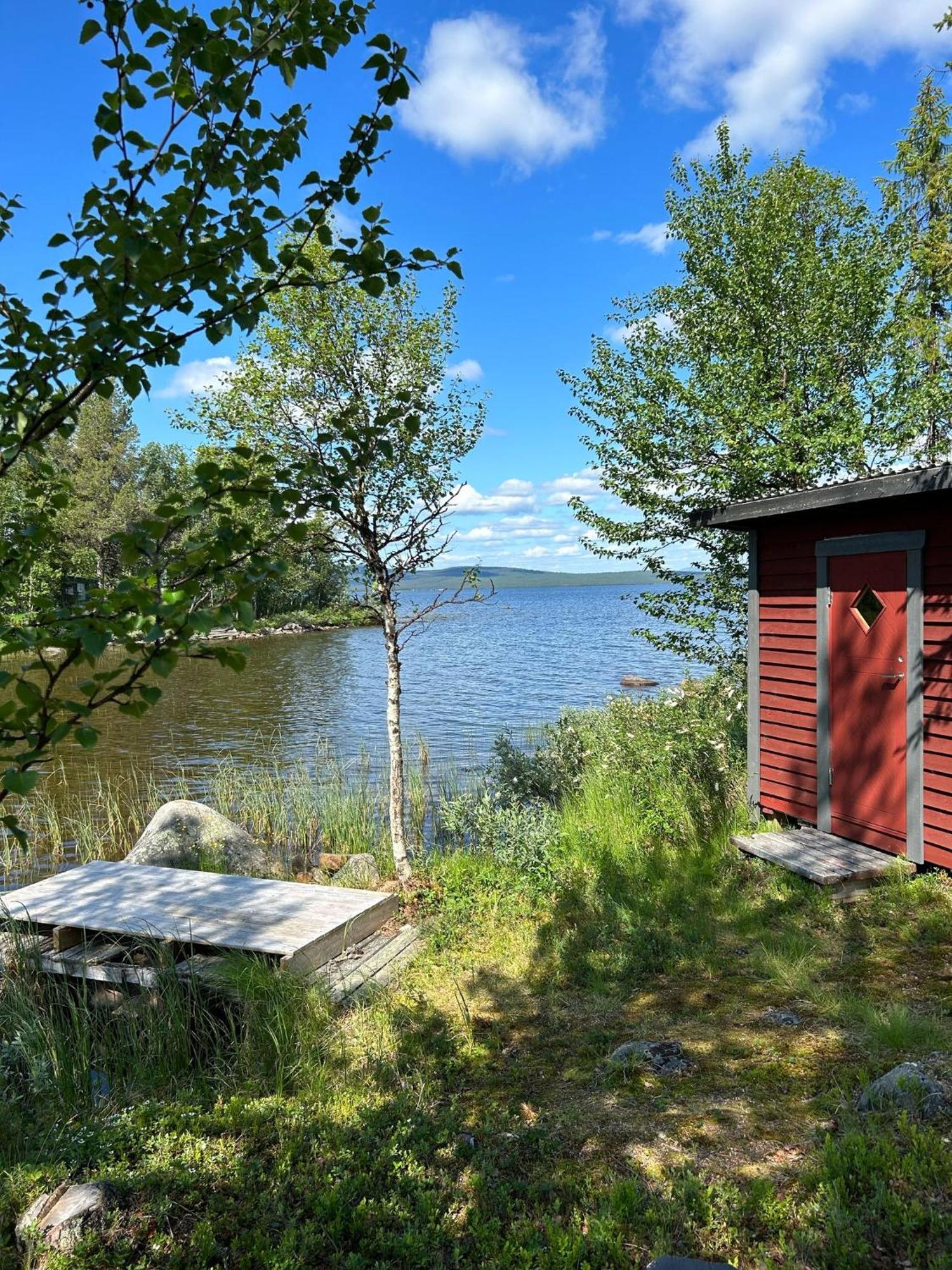 Camp Caroli Family House Villa Jukkasjärvi Екстериор снимка